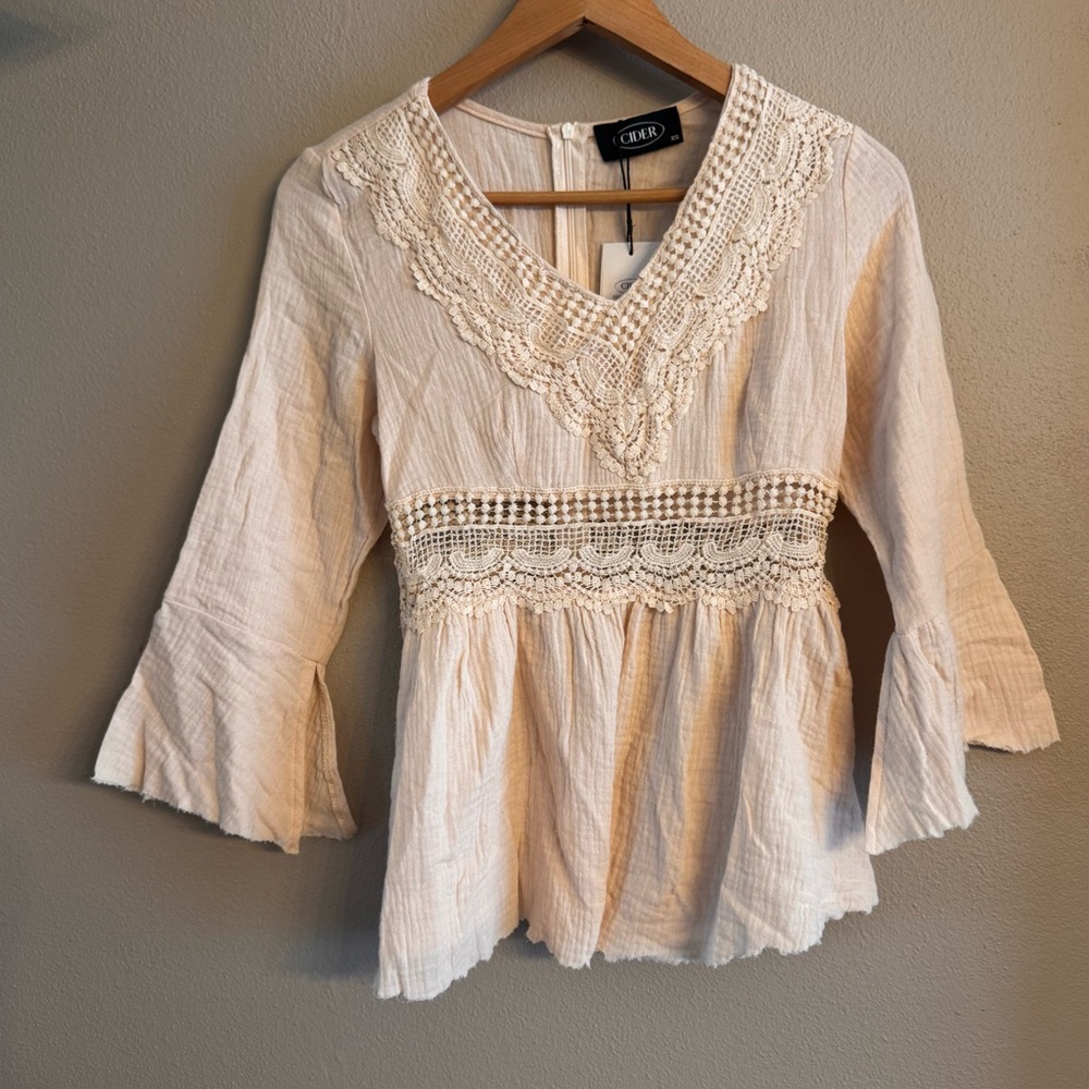 CIDER‎ Lace Trim Top